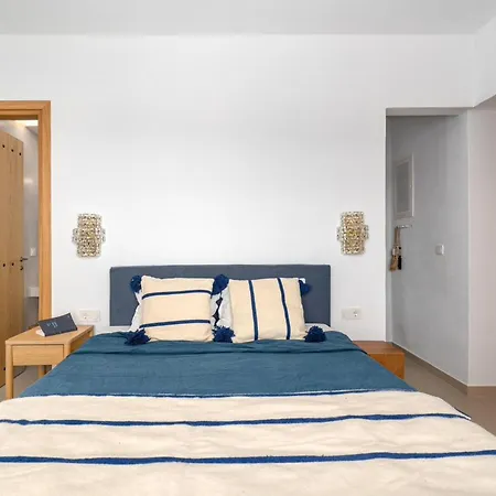 Ikos Vila *